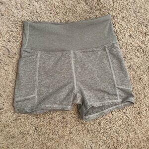 Zobha yoga booty shorts sz S